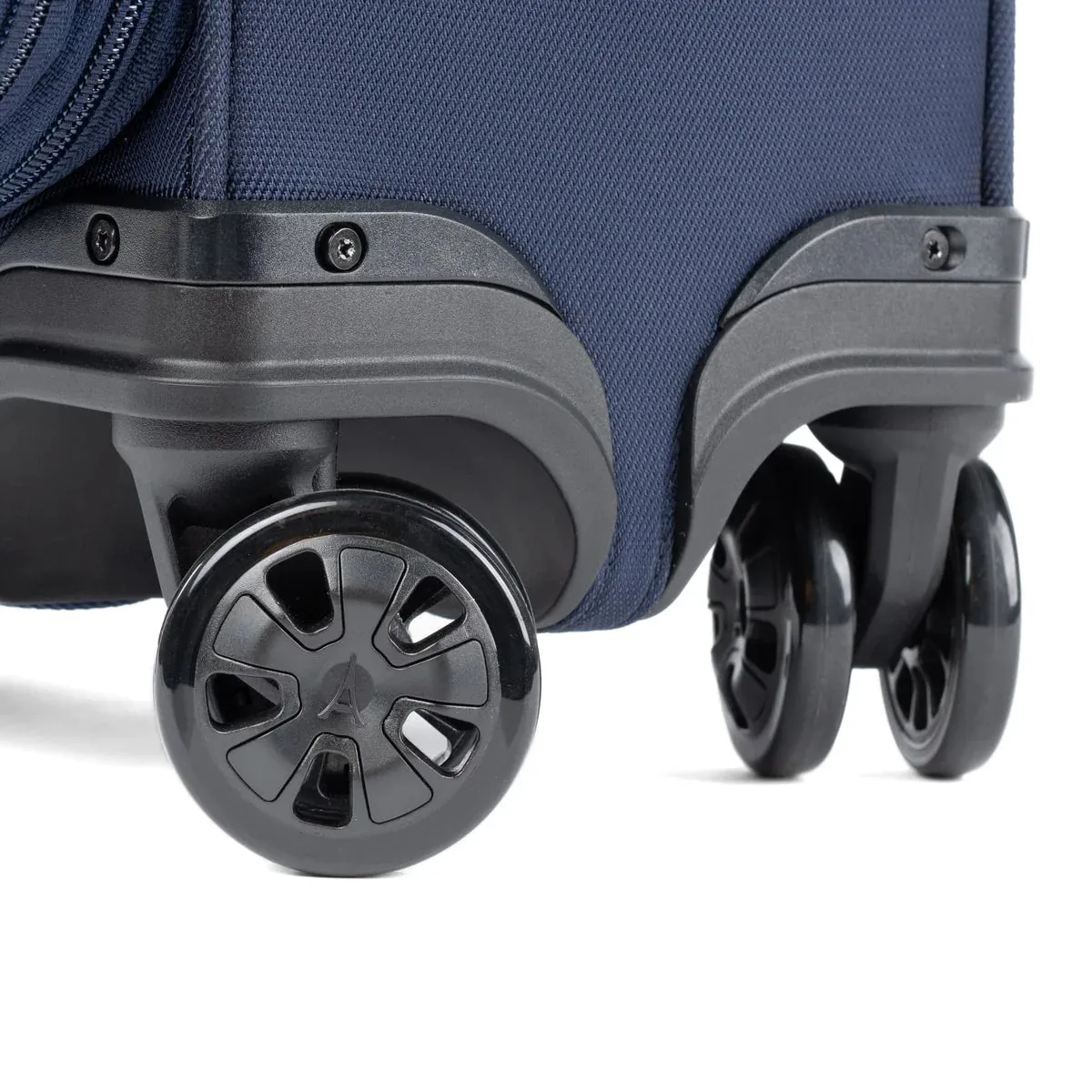 Crew Classic Compact Carry-On Expandable Spinner