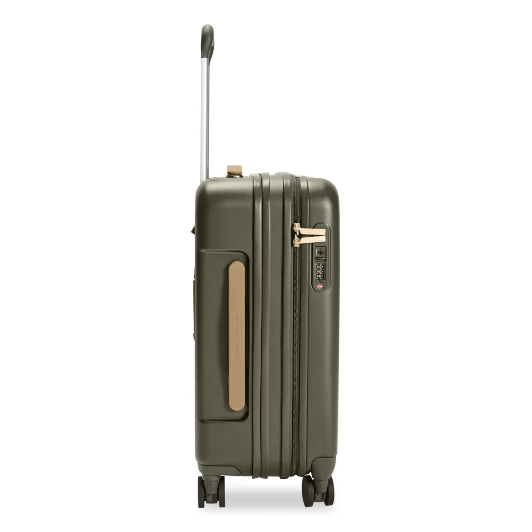 Global 21" Carry-On Expandable Spinner