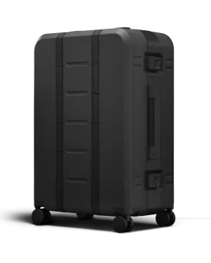 Ramverk Pro Check-in Luggage Large Black Out