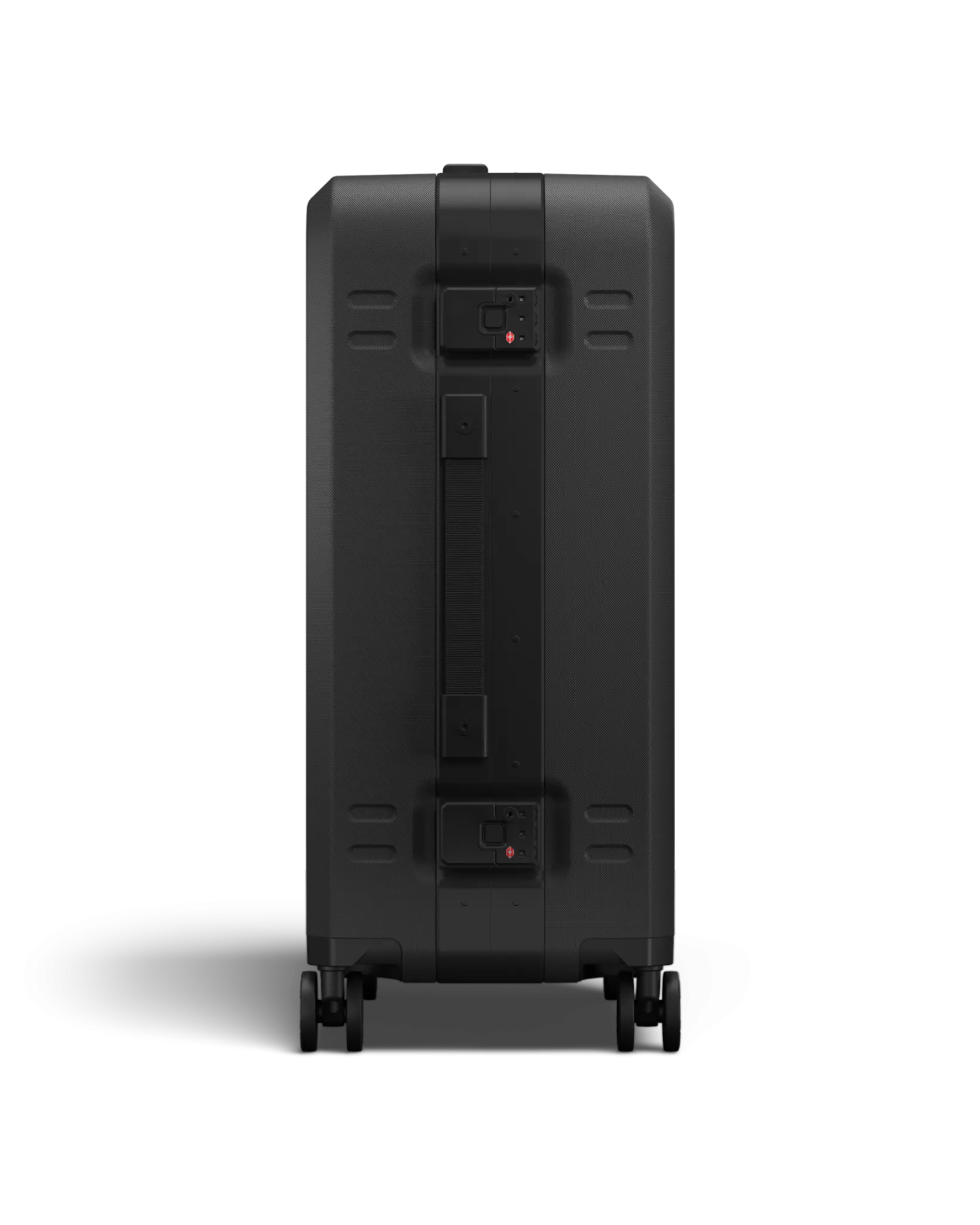 Ramverk Pro Check-in Luggage Medium Black Out