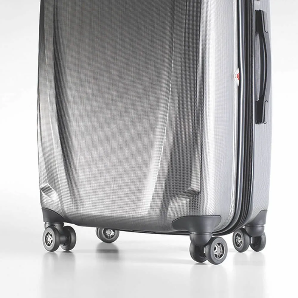 Samsonite Pursuit DLX Plus Medium Expandable Spinner