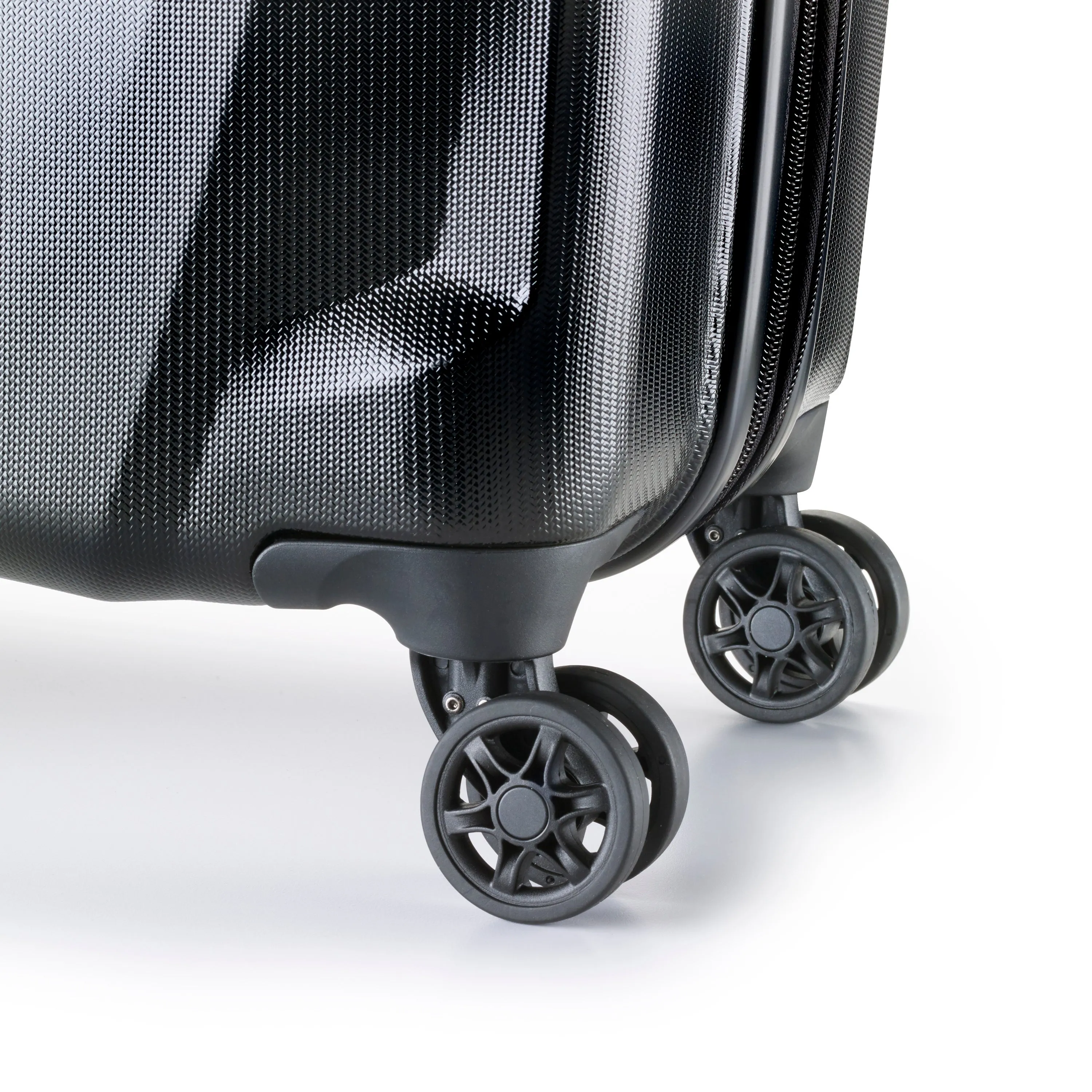 SAMSONITE PURSUIT DLX PLUS SPINNER CARRY-ON™